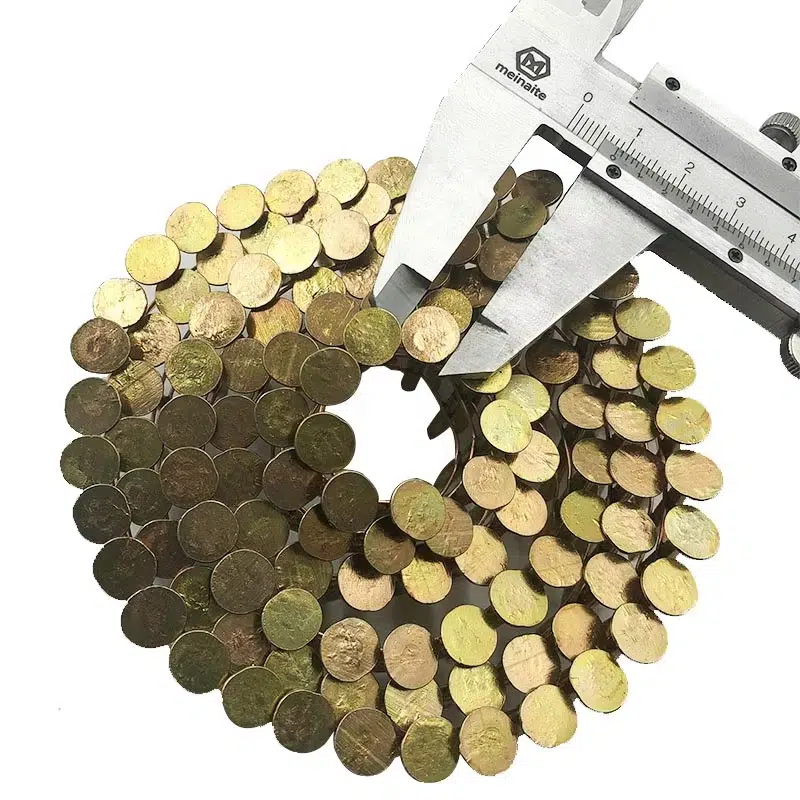 Big head screw coil nails designed for roofing, decking, and pallet assembly, offering exceptional grip and anti-loosening strength.